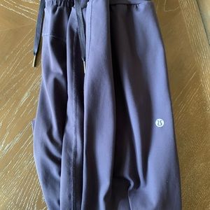 LULULEMON JOGGERS size large
